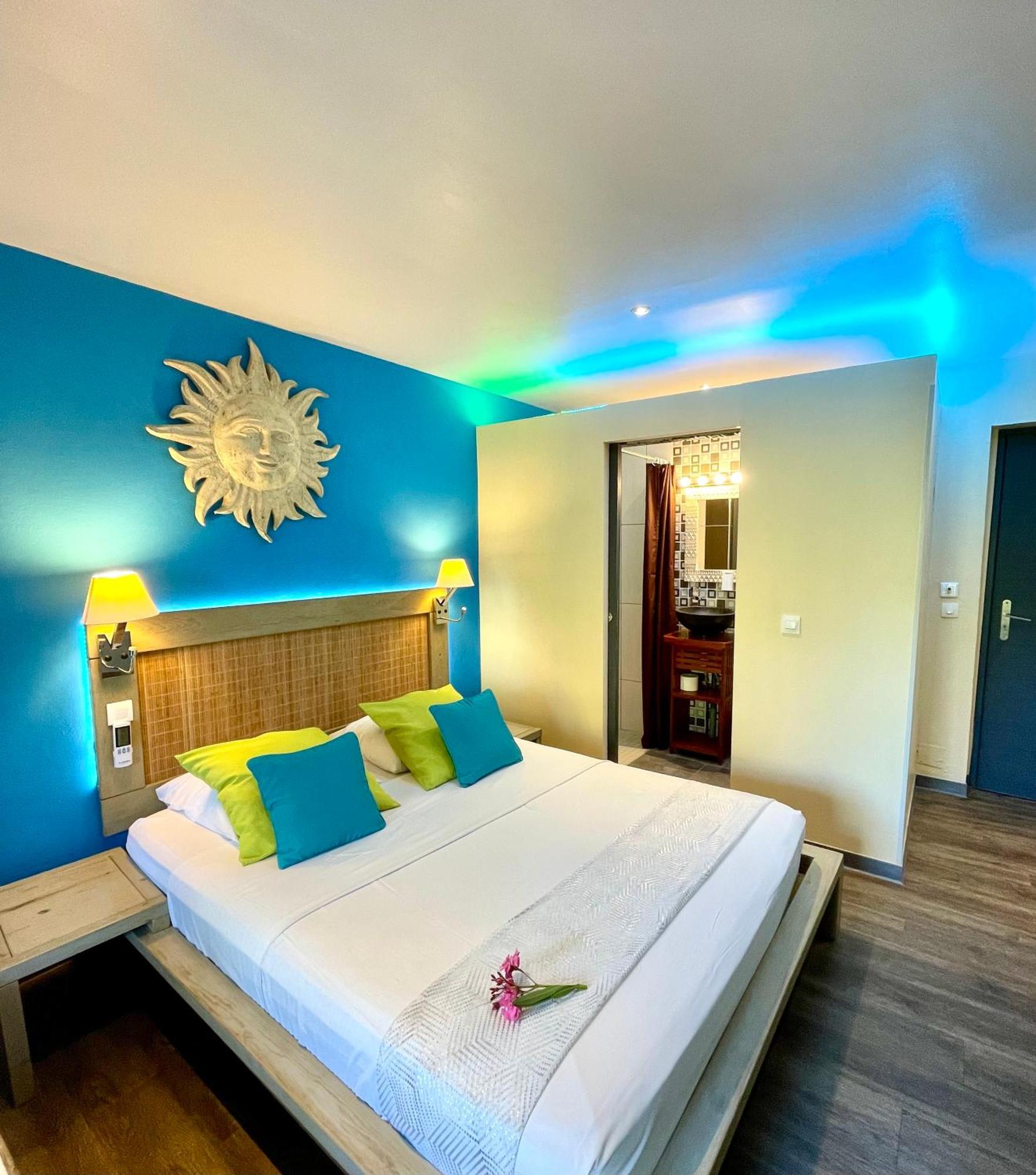 Hotel Les Bougainvilliers Saint-Gilles-les Bains Eksteriør bilde
