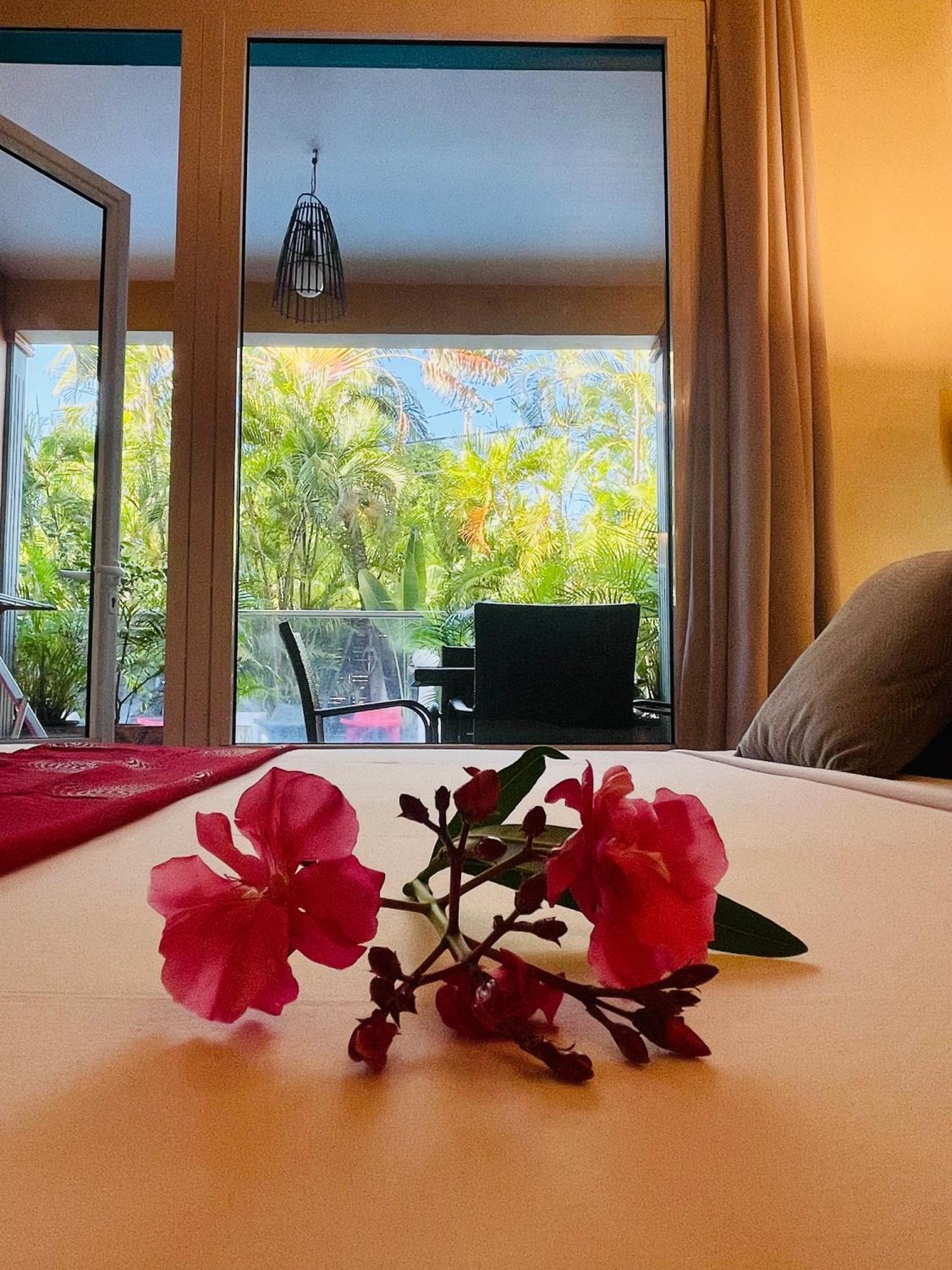 Hotel Les Bougainvilliers Saint-Gilles-les Bains Eksteriør bilde