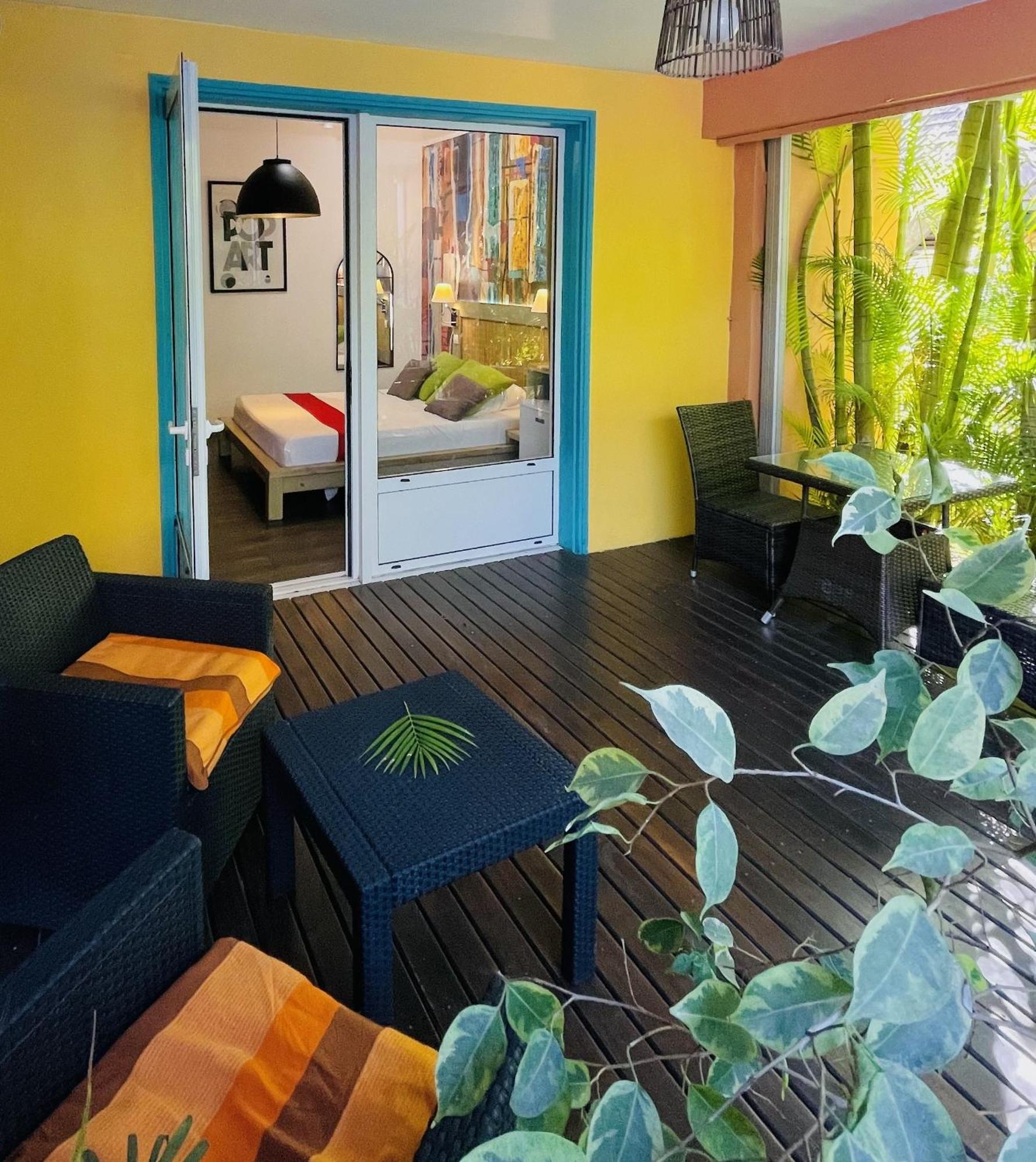 Hotel Les Bougainvilliers Saint-Gilles-les Bains Eksteriør bilde